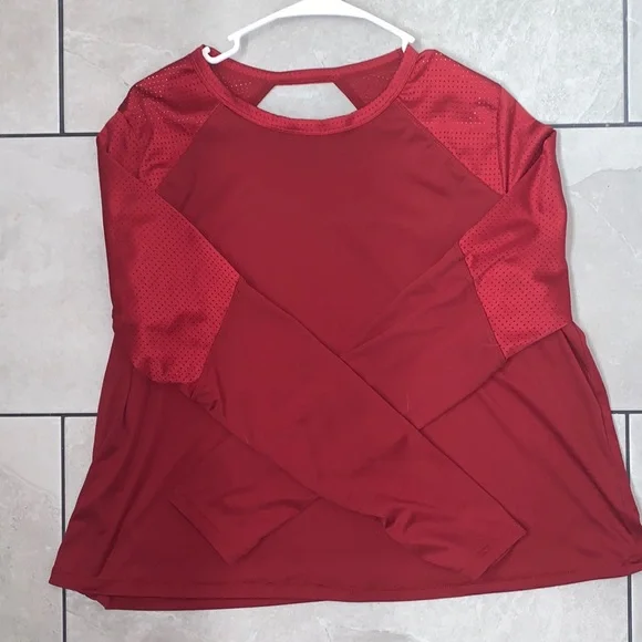 Red Champion workout long sleeve size XL - Picture 3 of 5